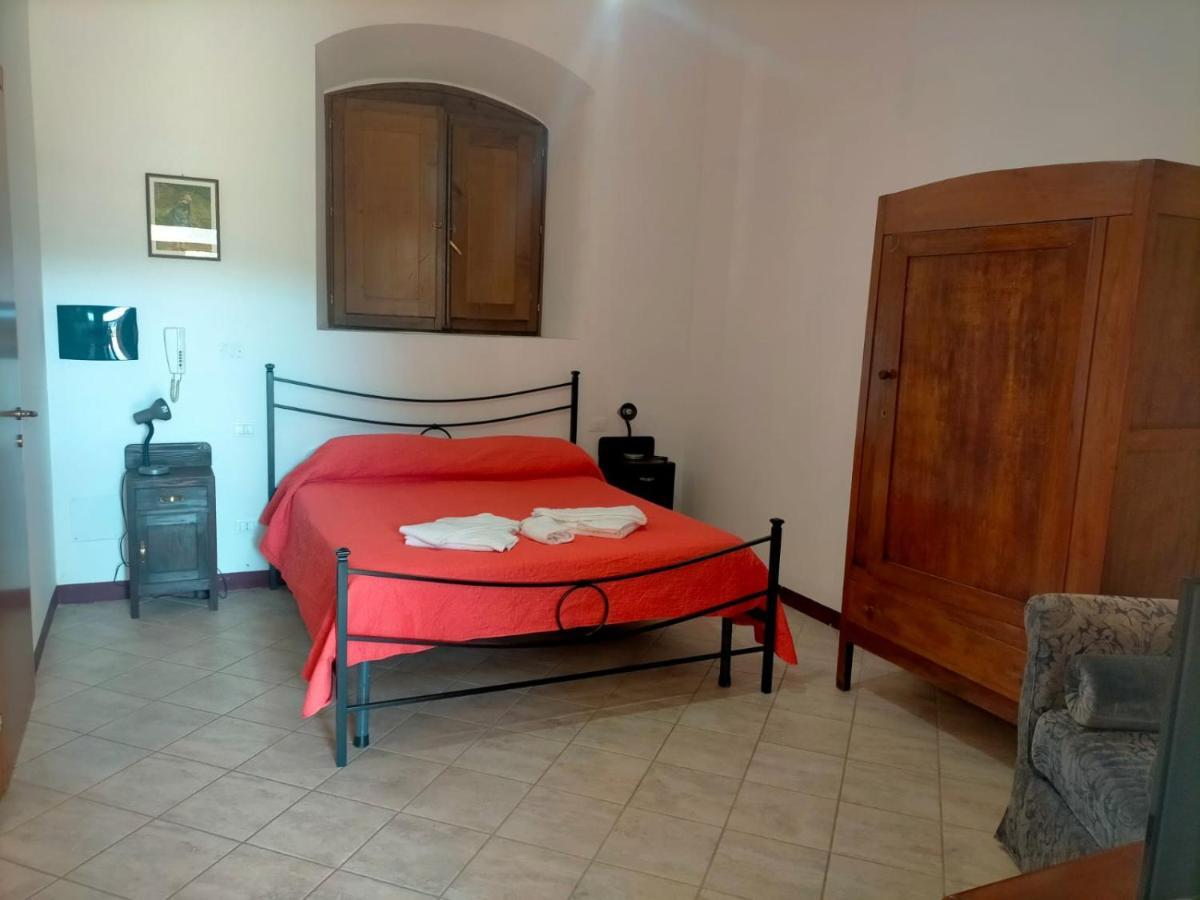 Antico Borgo La Commenda Aparthotel Montefiascone Exterior foto